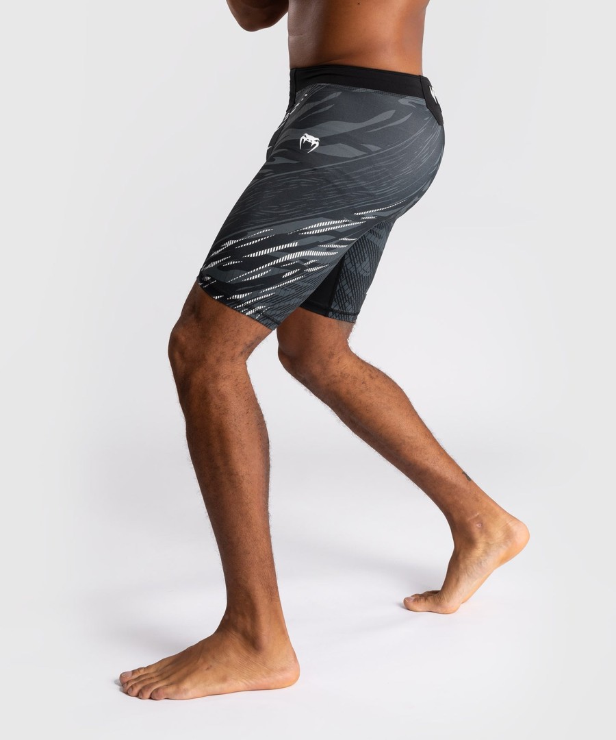 ufc fusion by venum authentic fight night men vale tudo short - black