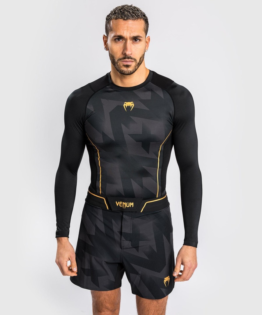 rashguard venum razor z długim rękawem – czarno-złoty
