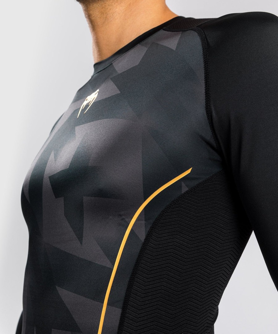 rashguard venum razor z długim rękawem – czarno-złoty
