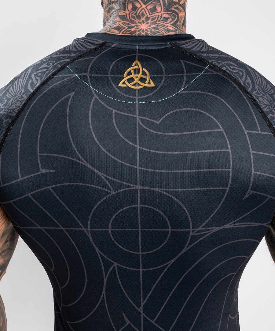 rashguard venum assassin creed reloaded – krótki rękaw – czarny