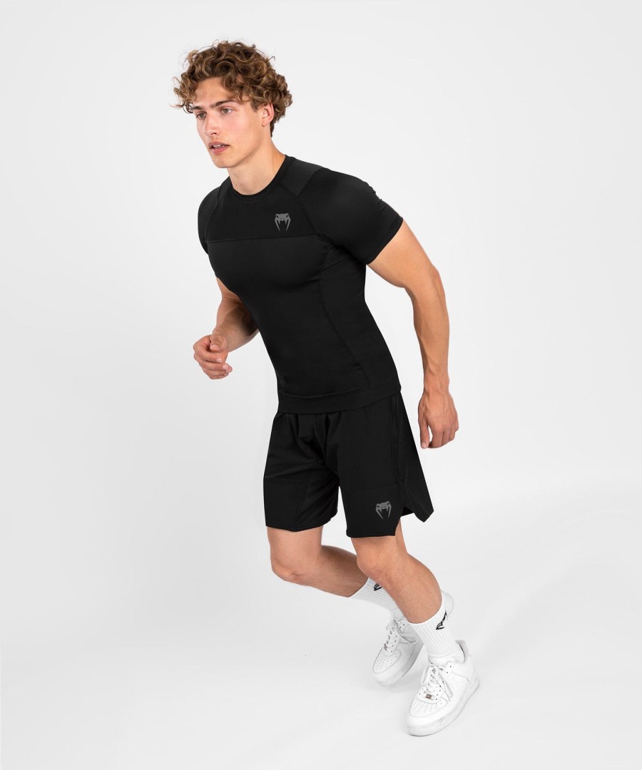 koszulka venum g-fit air rashguard z krótkim rękawem – czarna