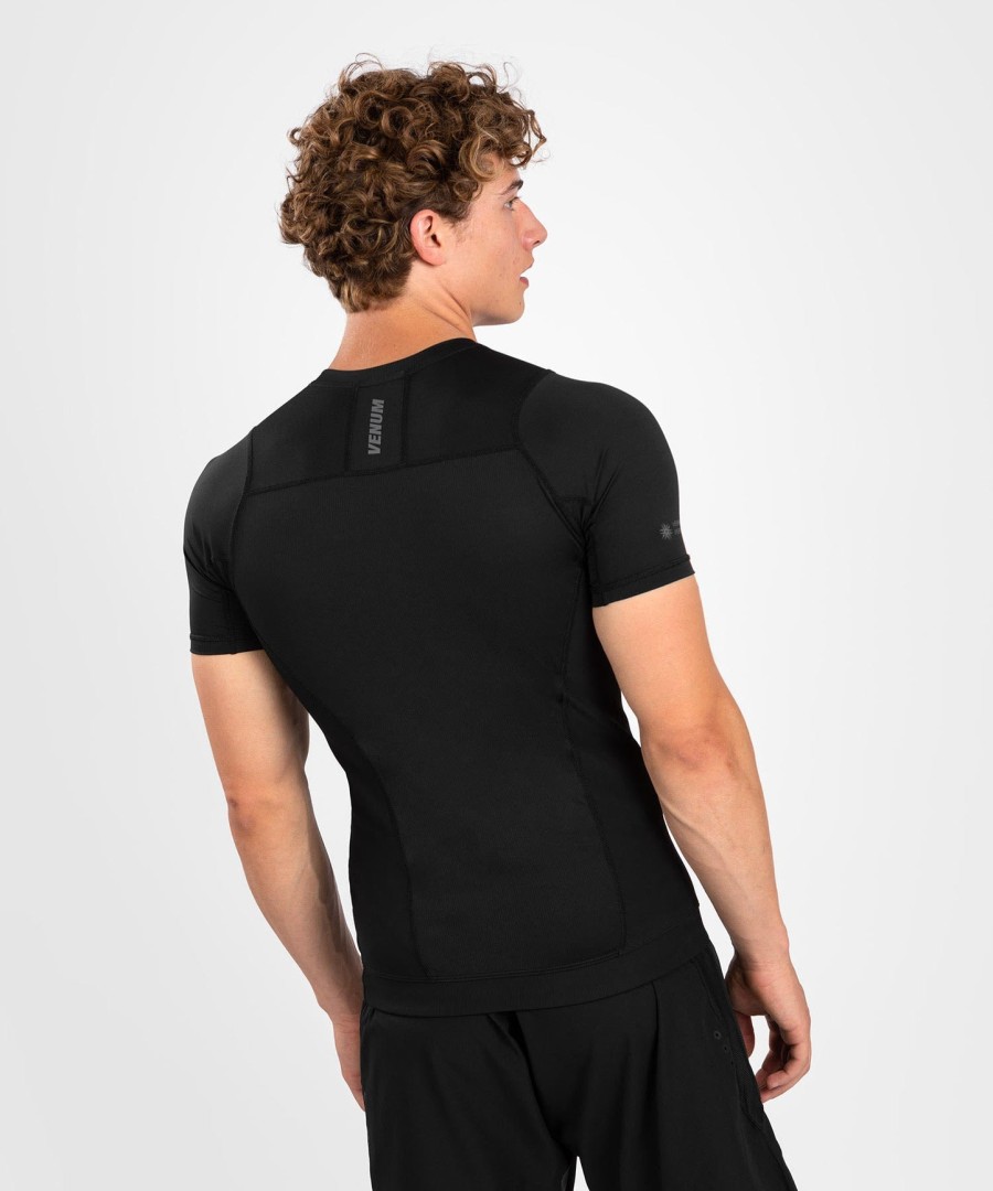 koszulka venum g-fit air rashguard z krótkim rękawem – czarna
