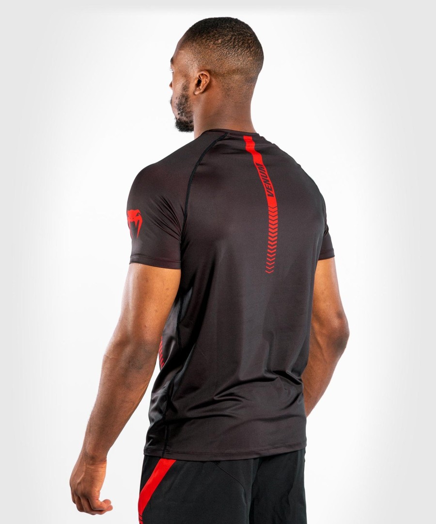 koszulka venum nogi 3.0 dry tech – czarno-czerwona