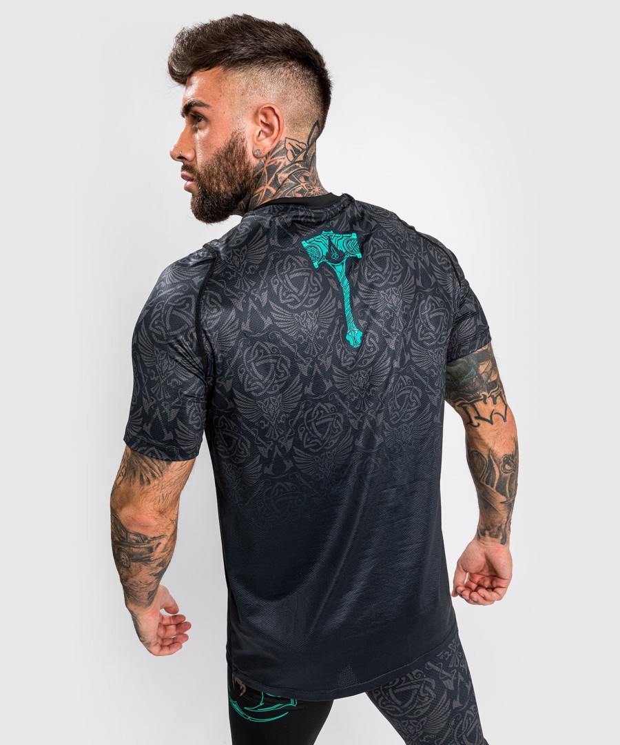 koszulka techniczna venum assassin creed reloaded dry – czarna