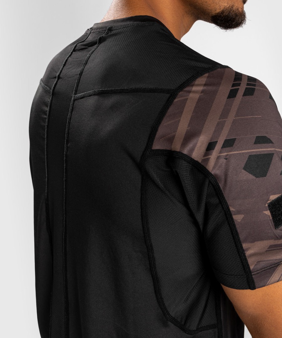 koszulka venum tecmo 2.0 dry tech – czarno-brązowa
