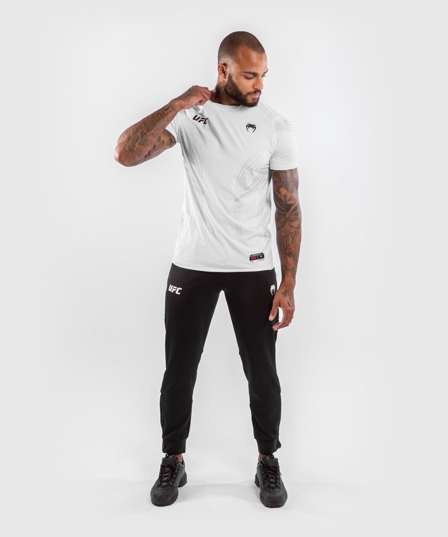 koszulka ufc venum authentic fight night dla mężczyzn – biała