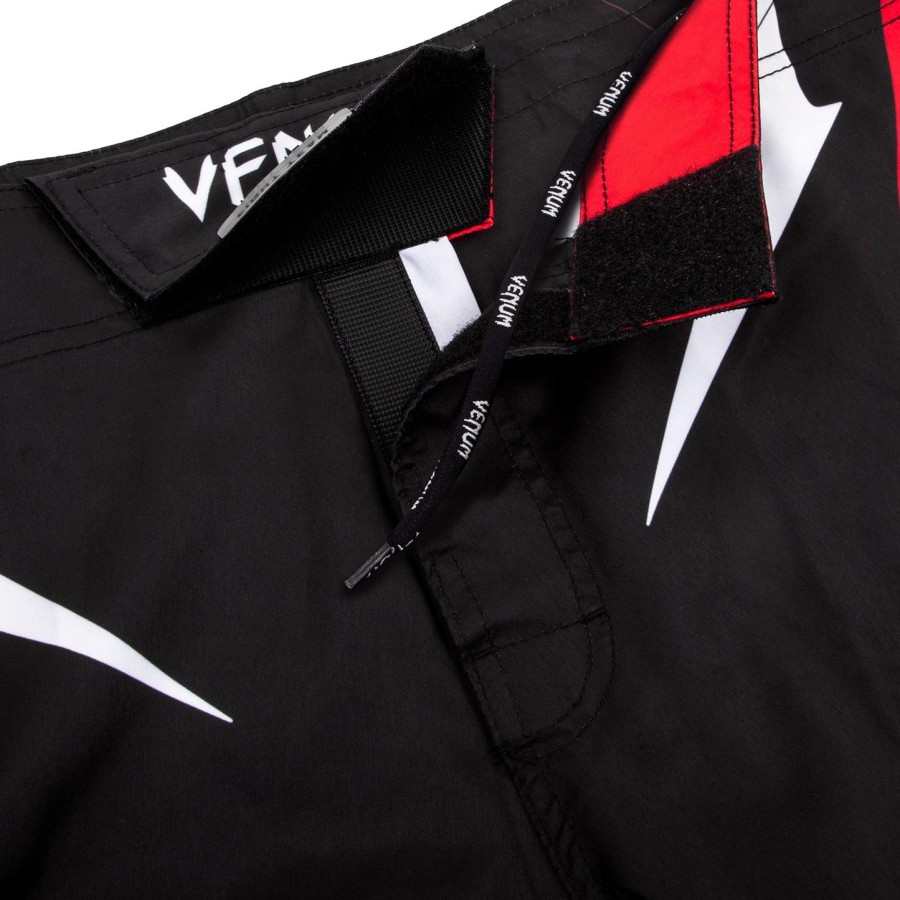 spodenki bokserskie venum sharp 3.0 – czarno-czerwone