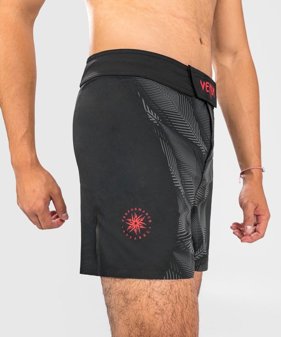 spodenki bojowe venum phantom – czarno-czerwone