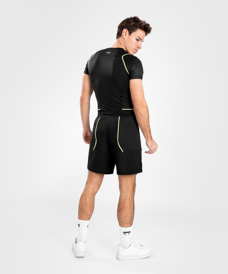 venum fusion 2.0 fightshort - czarno-żółte
