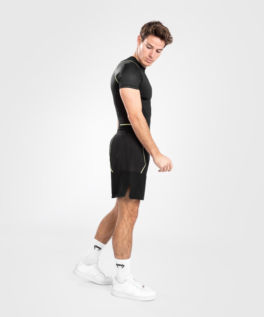 venum fusion 2.0 fightshort - czarno-żółte