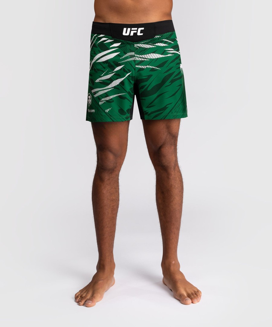 ufc fusion by venum authentic fight night men fight short - short fit - zielony