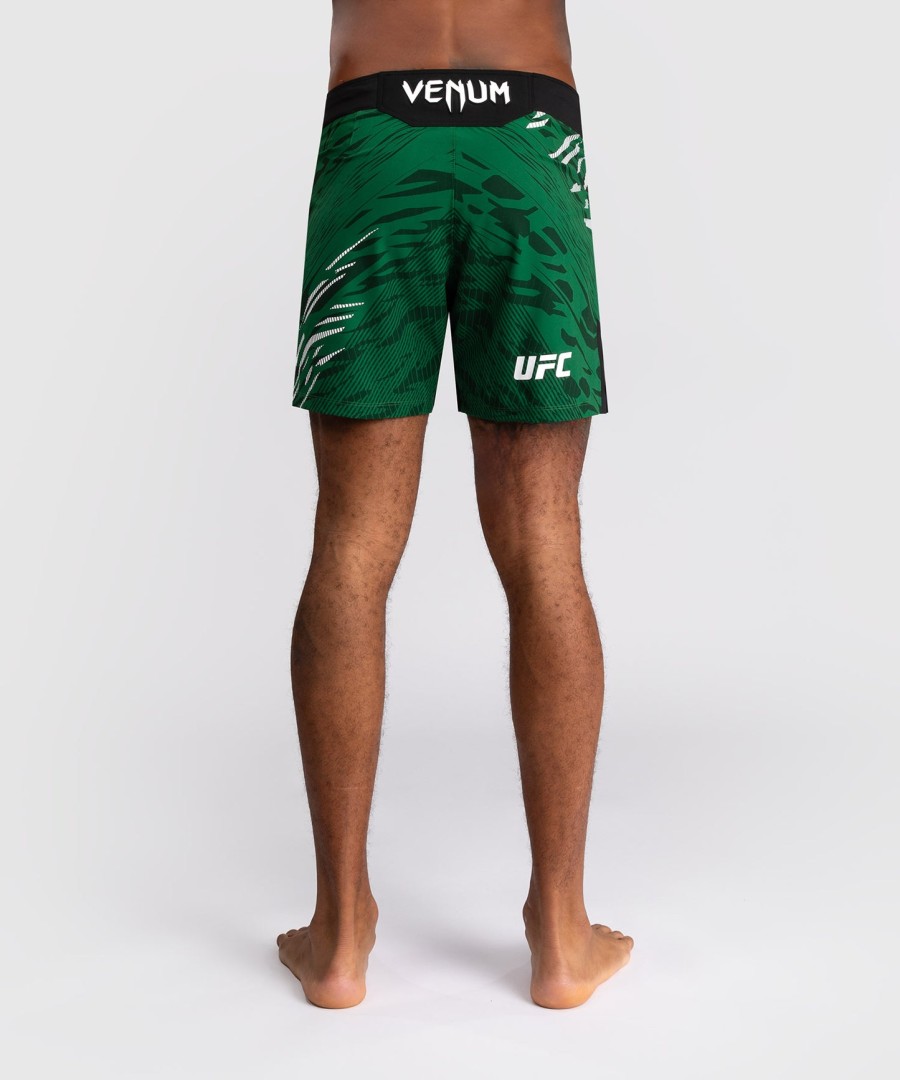 ufc fusion by venum authentic fight night men fight short - short fit - zielony