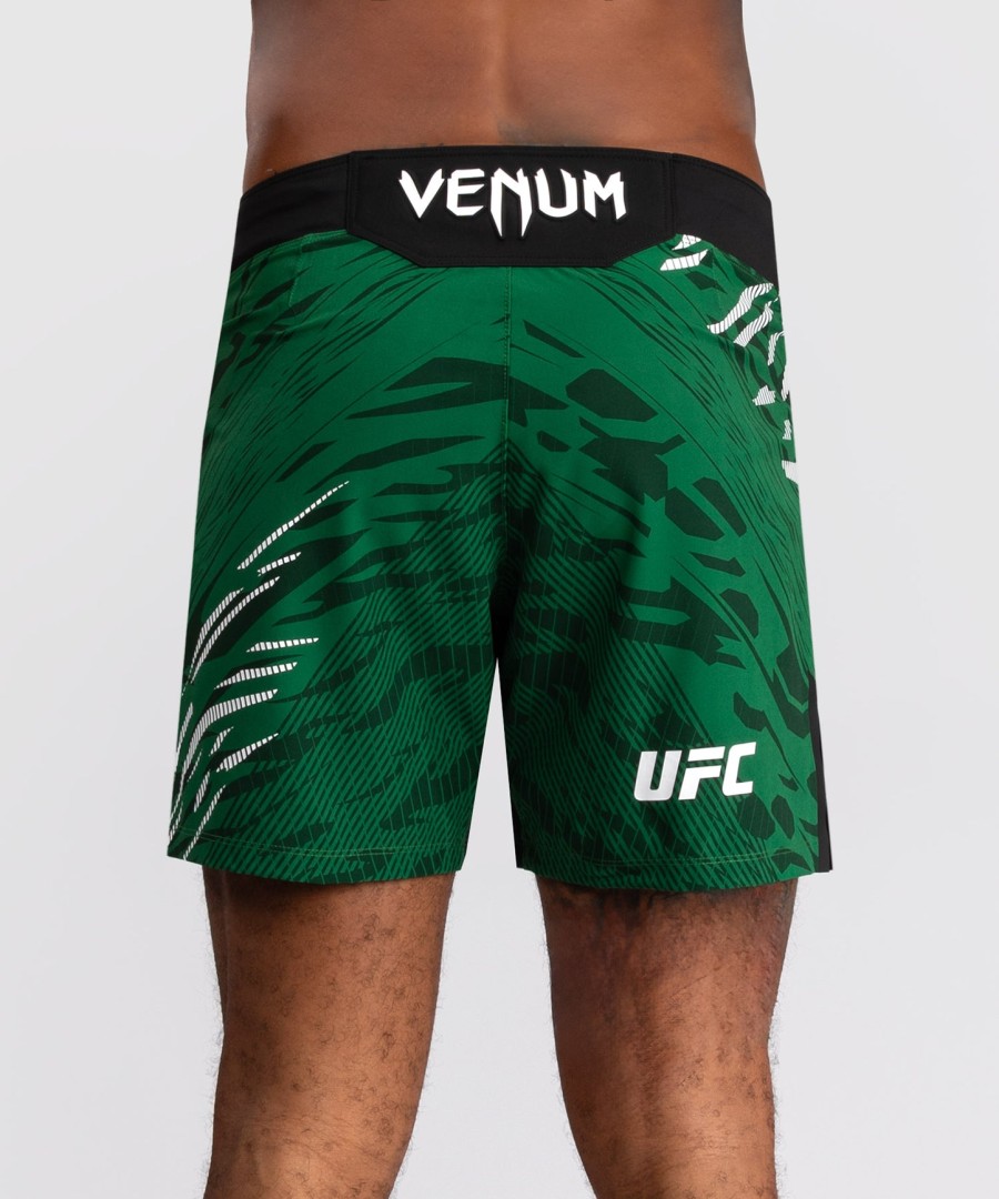 ufc fusion by venum authentic fight night men fight short - short fit - zielony