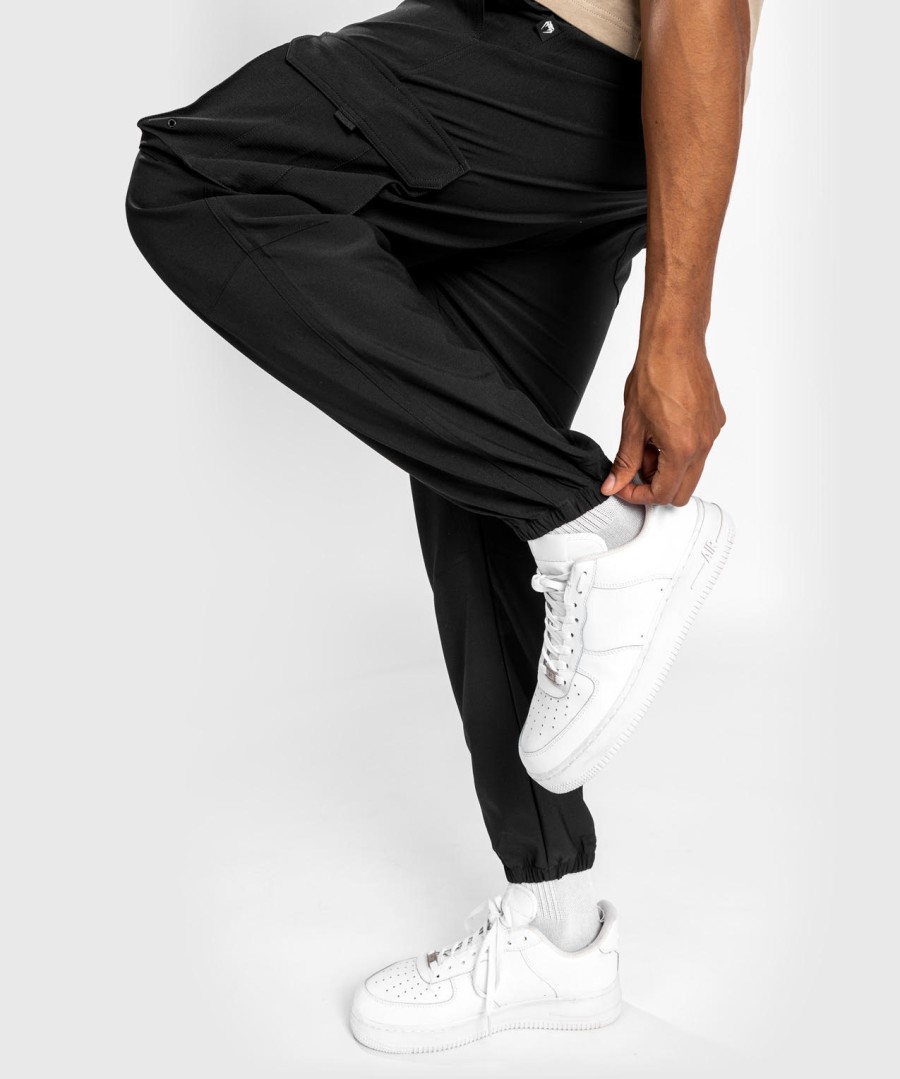 spodnie dresowe venum cargo light jogger – czarne