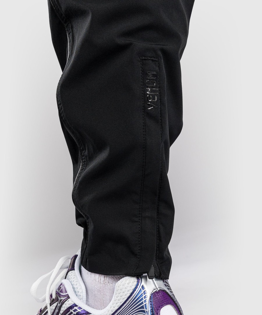 spodnie dresowe venum cargo light aero joggers – czarne