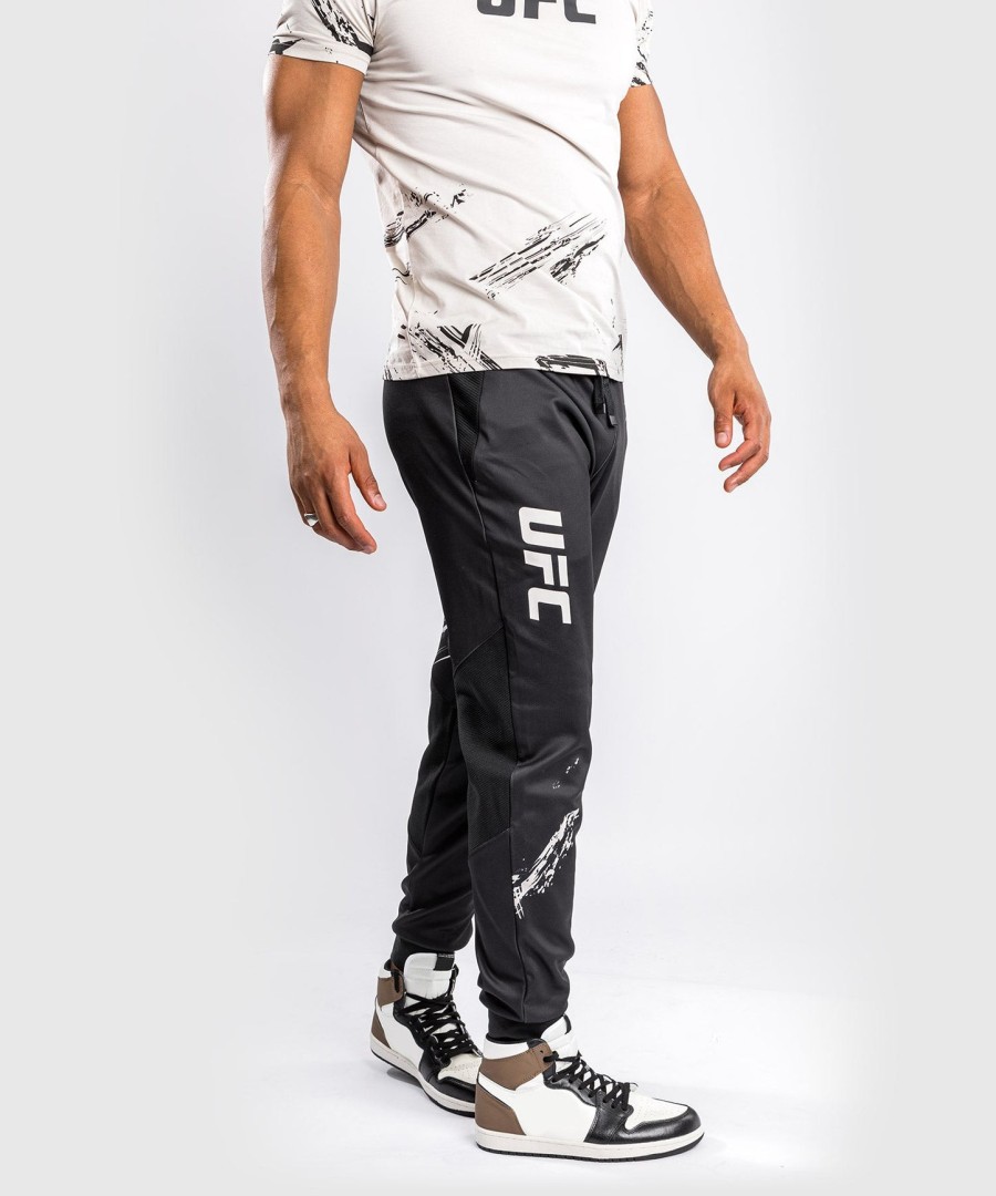 spodnie dresowe ufc venum authentic fight week 2.0 – czarnepiaskowe