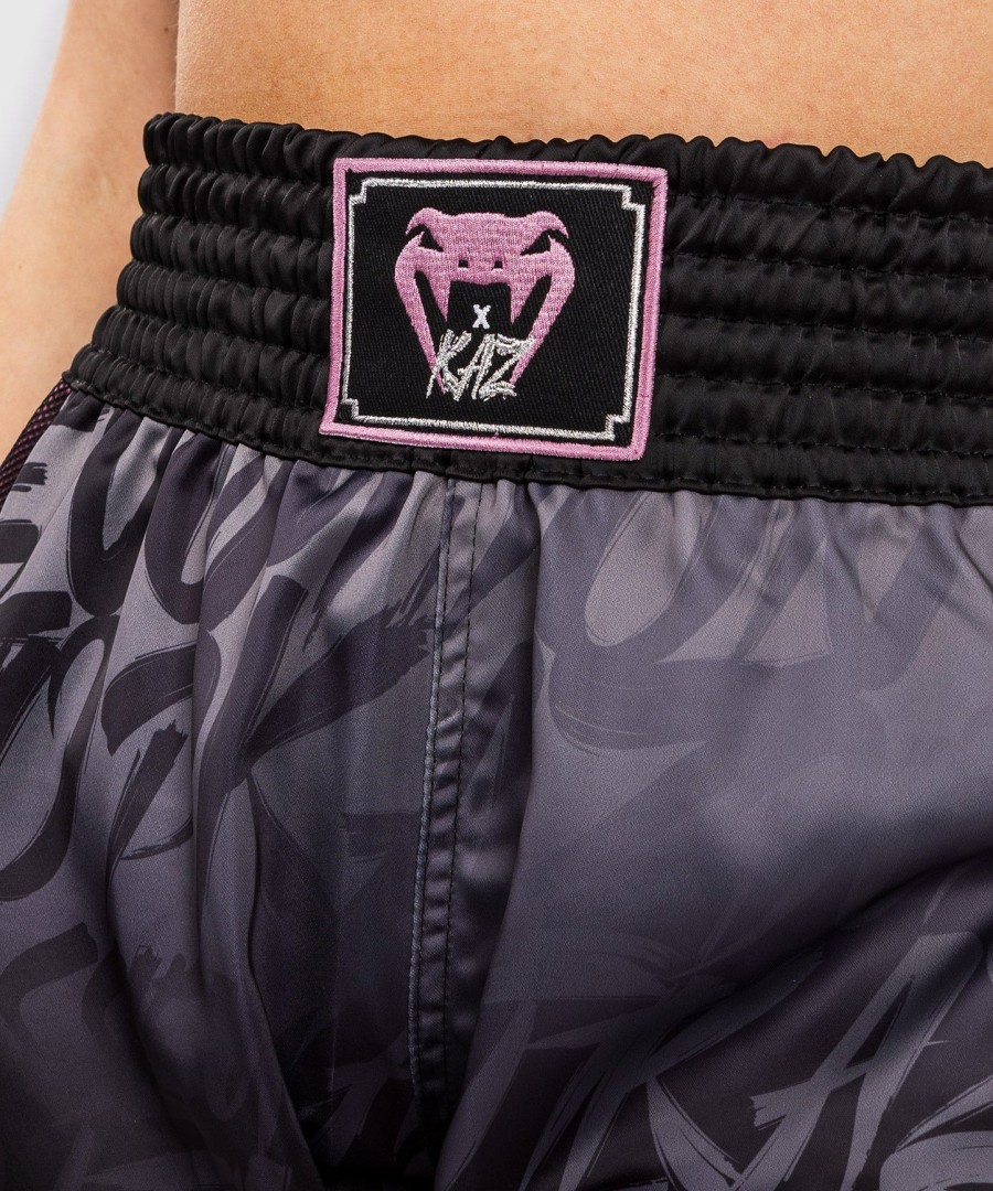 spodenki do muay thai venum x kaz – czarne