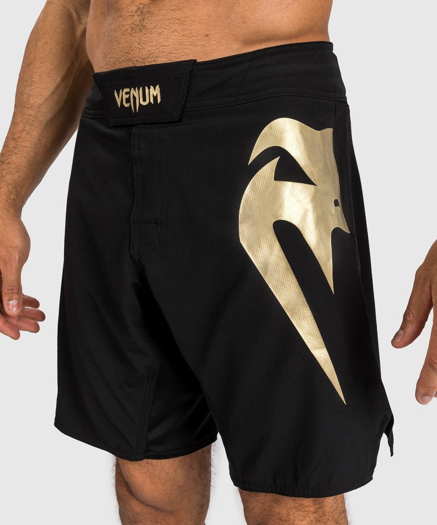 spodenki bojowe venum light 5.0 – czarno-złote