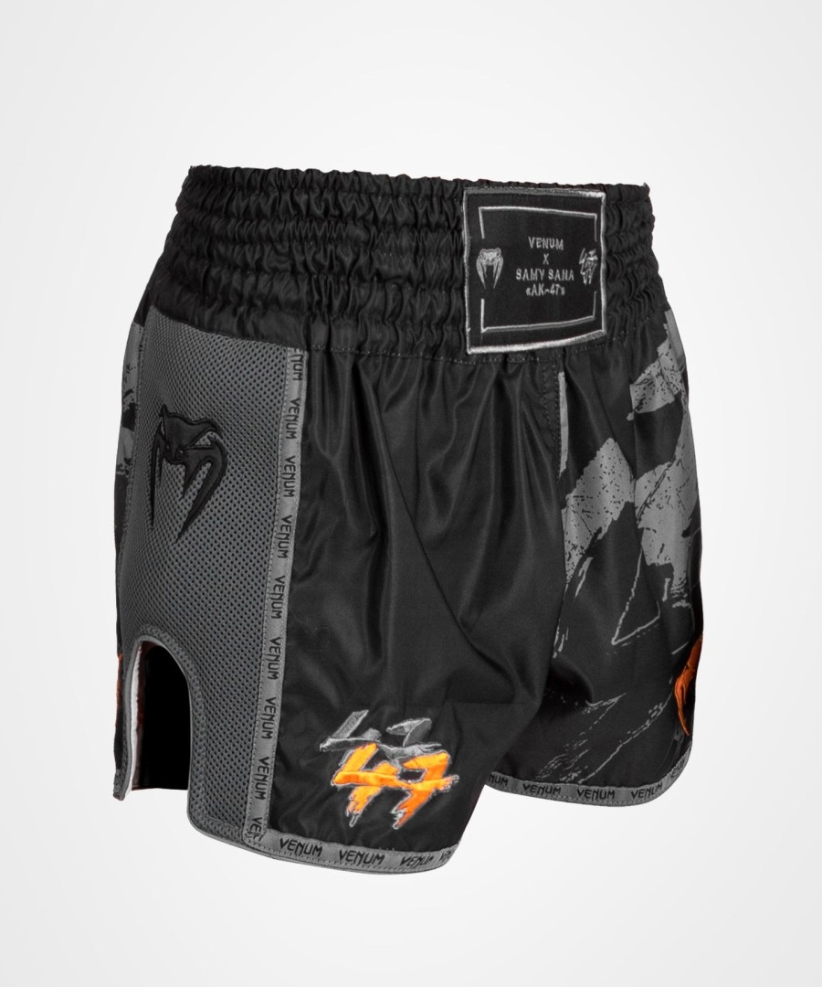 spodenki do muay thai venum s47 - czarno-pomarańczowe