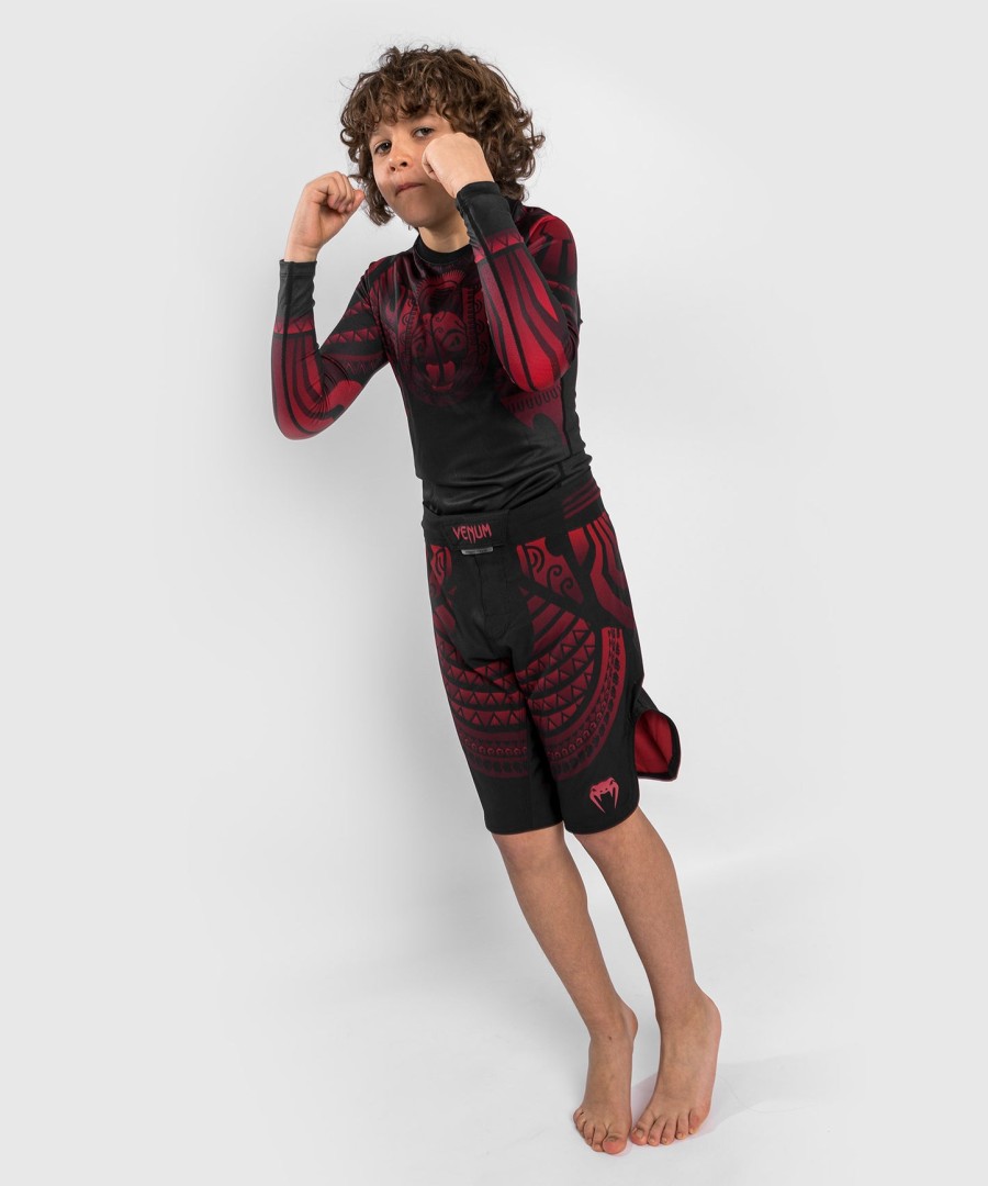 spodenki bokserskie venum nakahi kids fightshort – czarno-czerwone