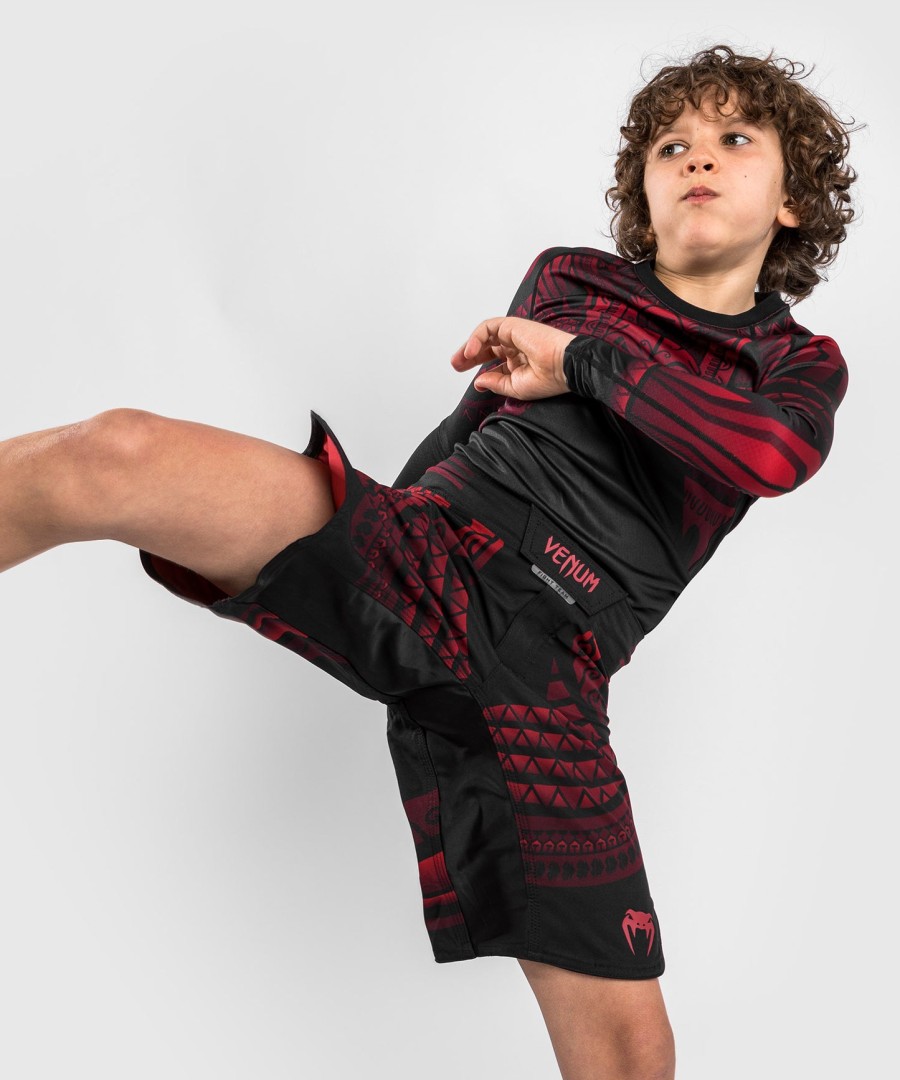 spodenki bokserskie venum nakahi kids fightshort – czarno-czerwone