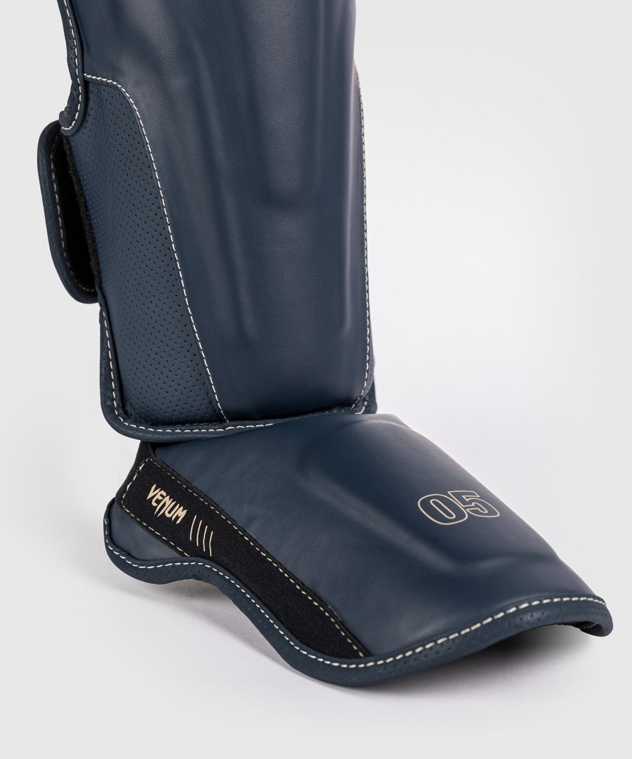 ochraniacze na golenie venum impact evo - icy blue