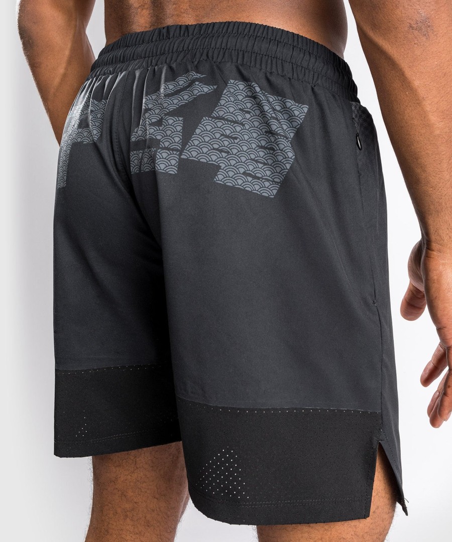 spodenki treningowe venum okinawa 3.0 – czarno-czerwone