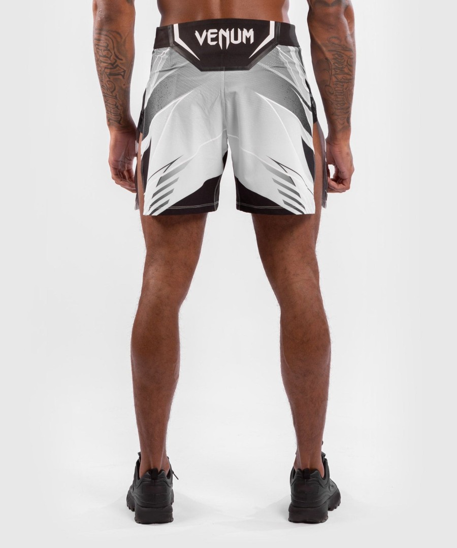 męskie szorty gladiatorskie ufc venum authentic fight night – białe