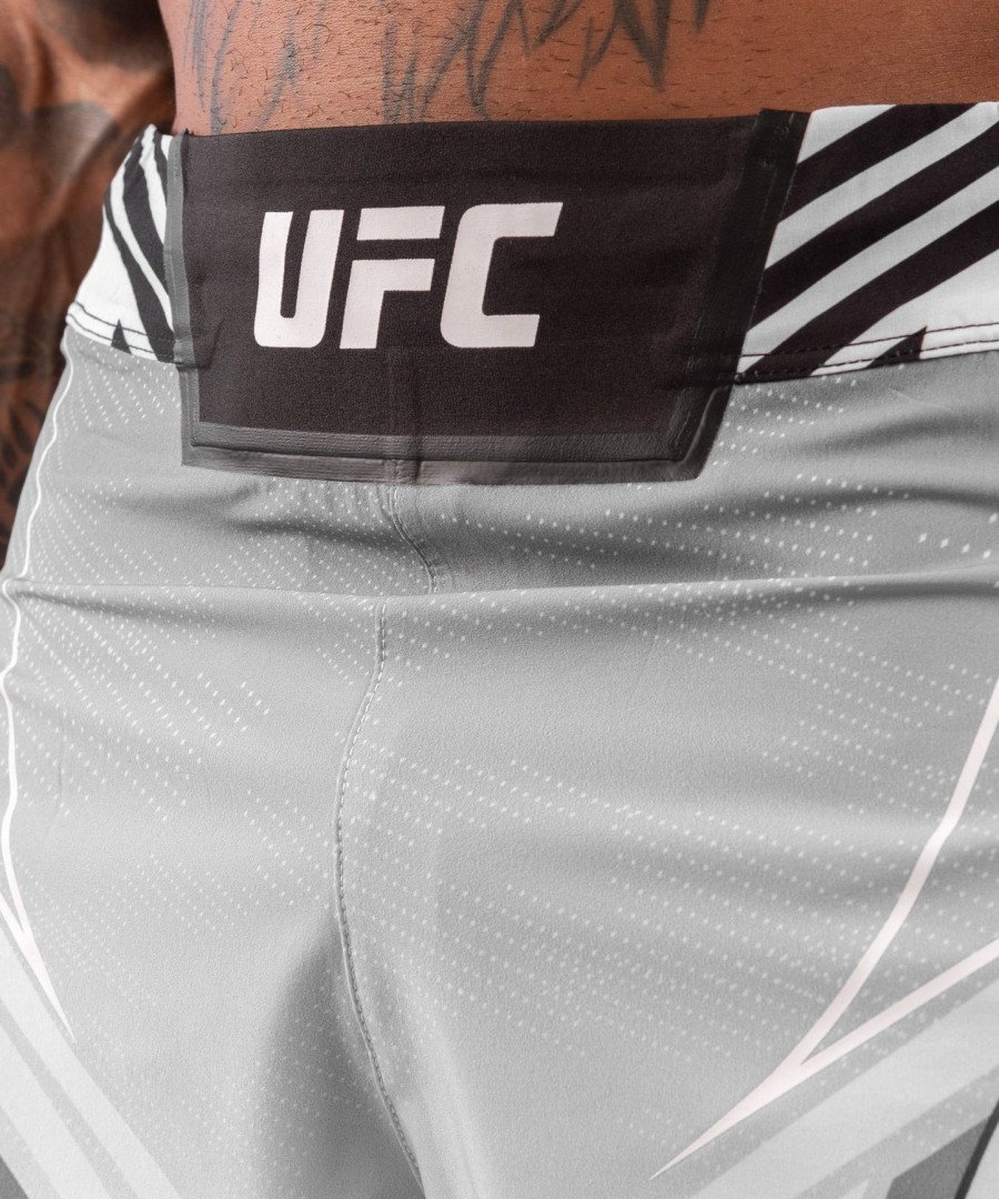męskie szorty gladiatorskie ufc venum authentic fight night – białe